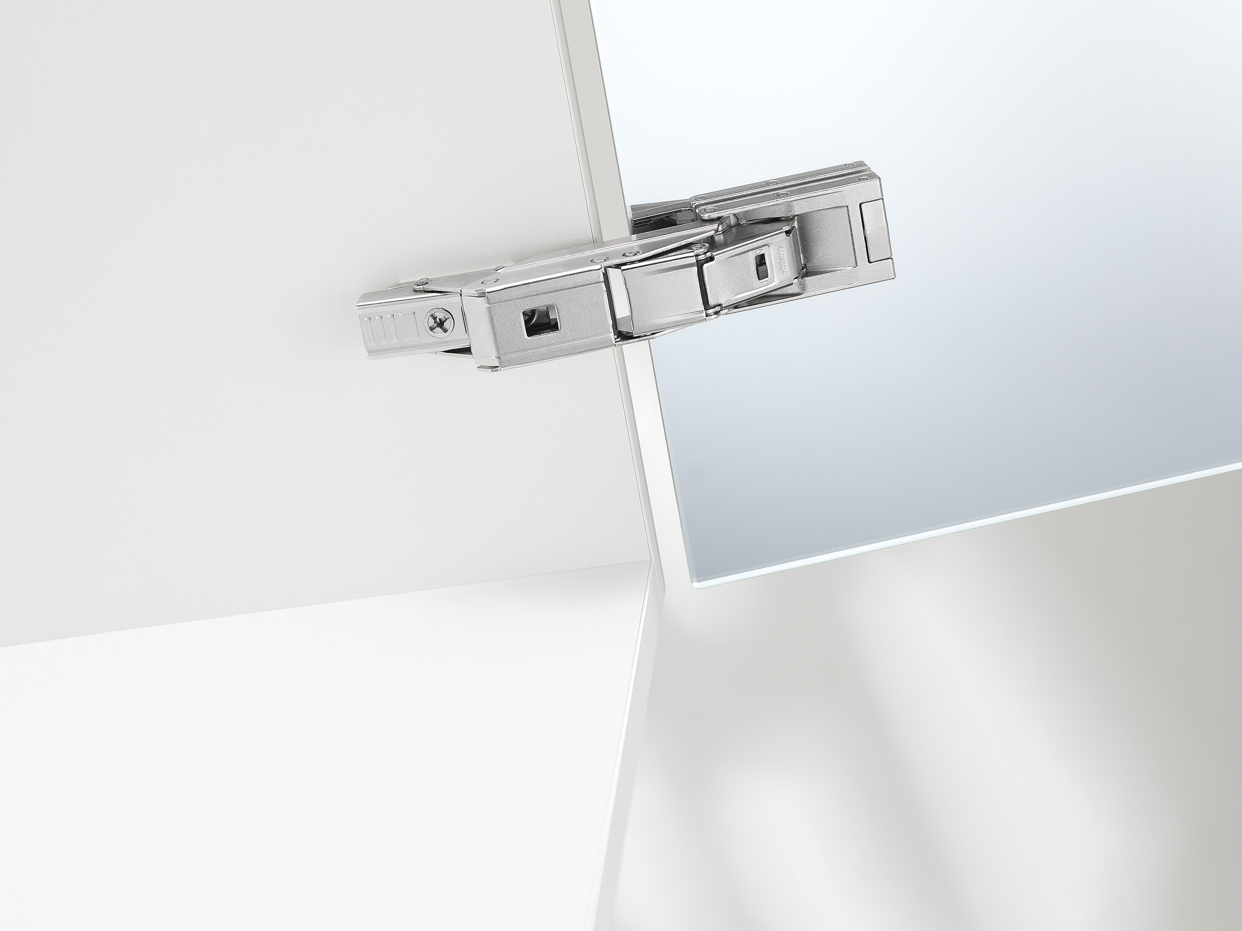 Bisagra CLIP Top BLUMOTION 110° CRISTALO - Imagen 6